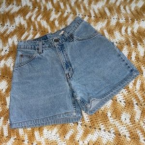 Levi High Wasted Shorts, Size 3